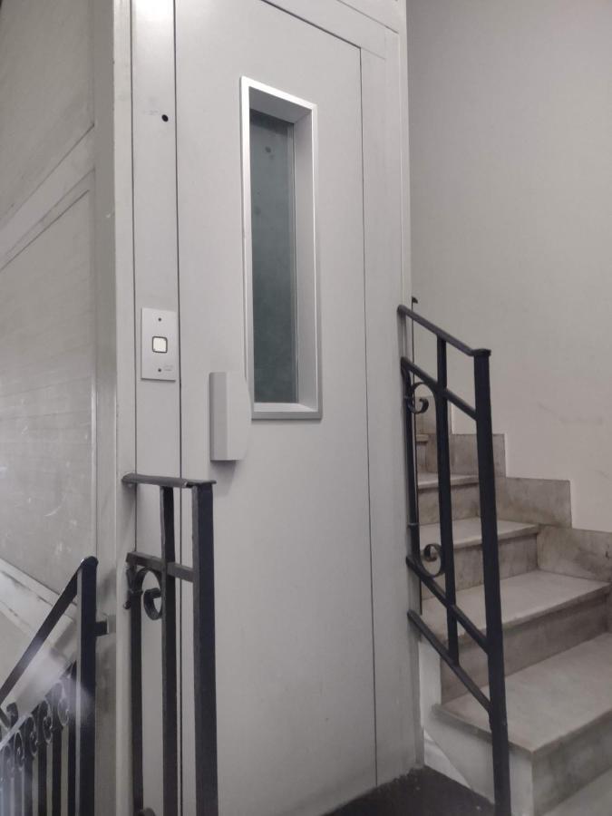 Avg Citycenter Apartments Palermo Bagian luar foto