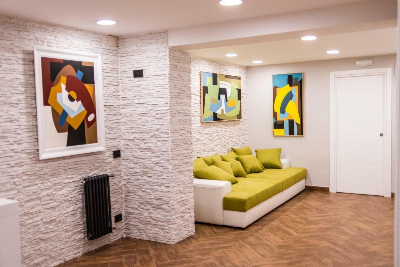 Avg Citycenter Apartments Palermo Bagian luar foto