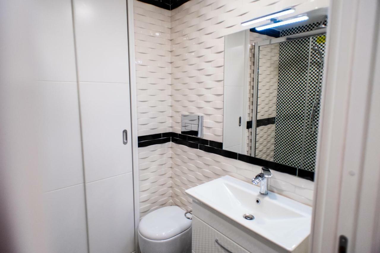 Avg Citycenter Apartments Palermo Bagian luar foto